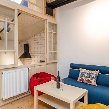 Nina' Cozy Apartment Тбилиси Екстериор снимка