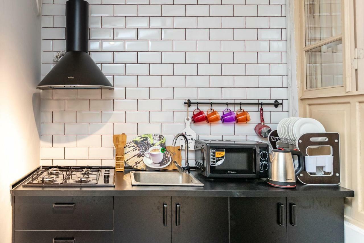 Nina' Cozy Apartment Тбилиси Екстериор снимка